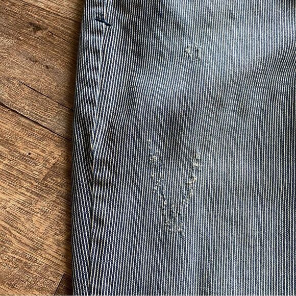 Eddie Bauer Pants 2 Petite Indigo Stripe Lightly Distressed Outdoors - Picture 6 of 13